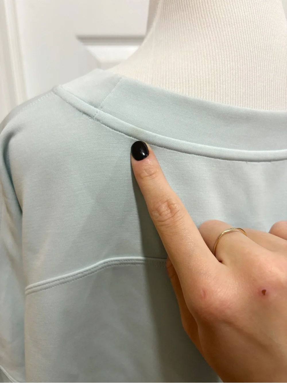Lululemon Softstreme Perfectly Oversized Cropped Crew Sheer Blue Size 18/20 XXL